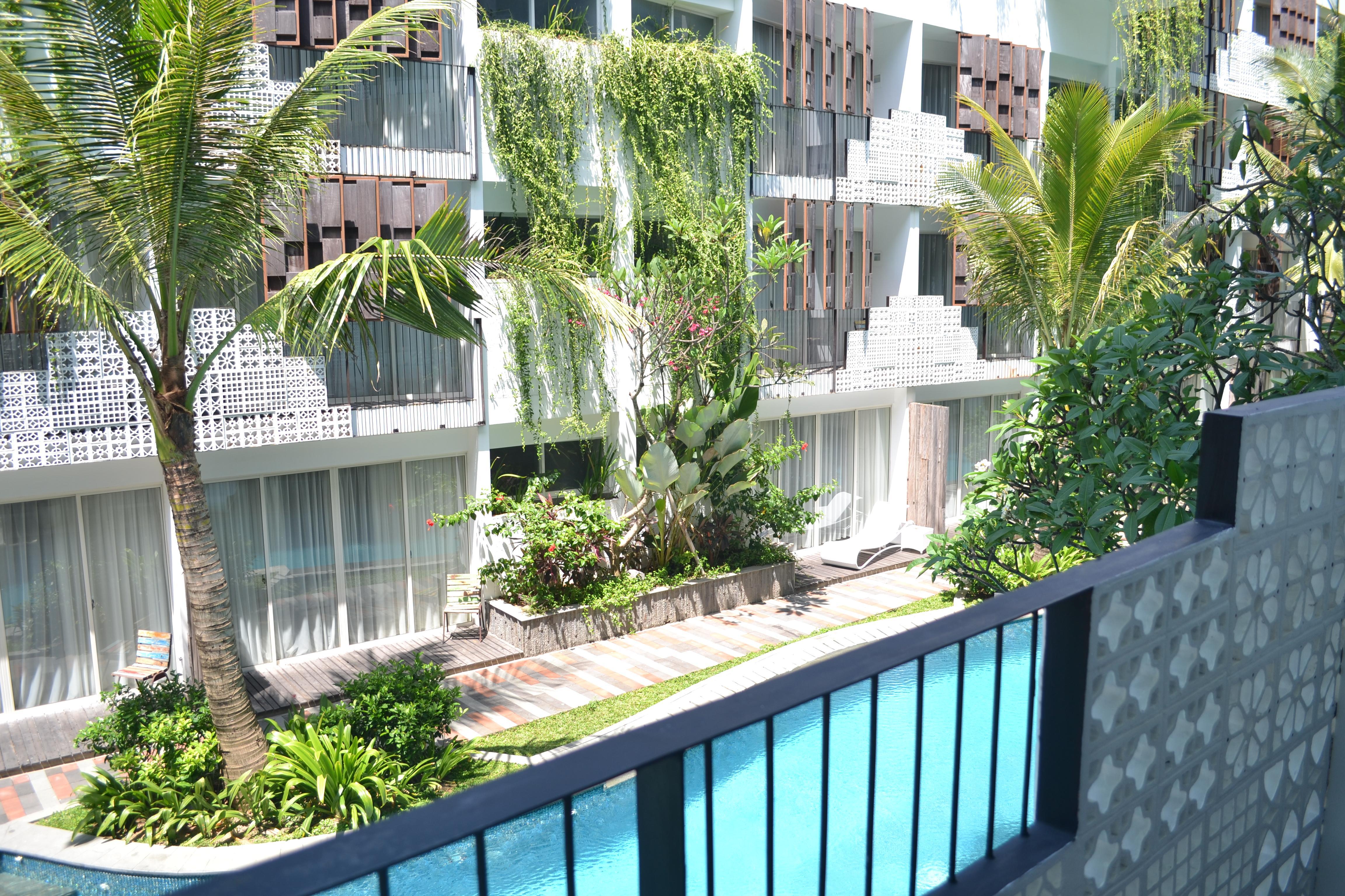 The Akmani Legian Hotel Exterior photo