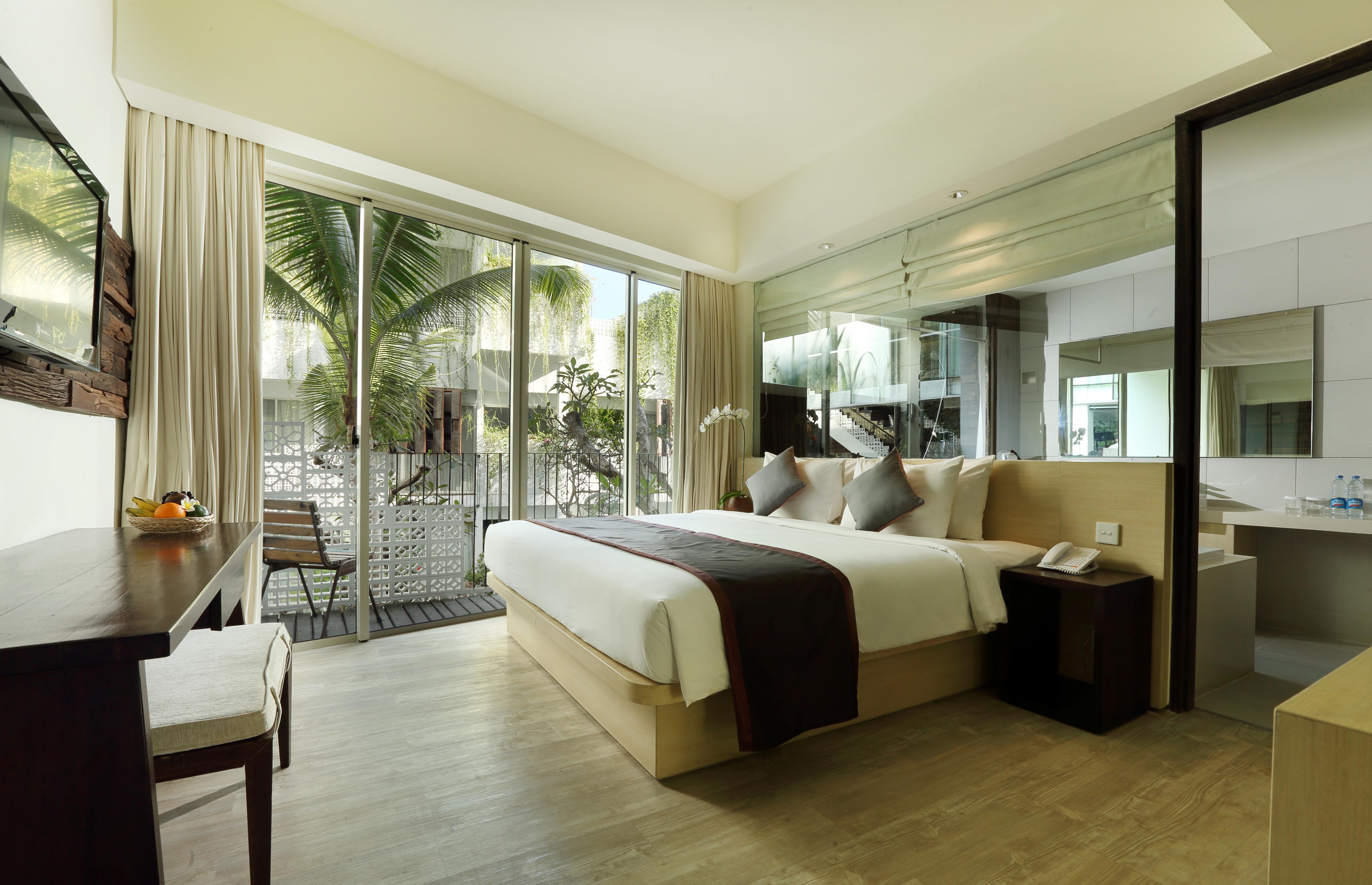 The Akmani Legian Hotel Exterior photo