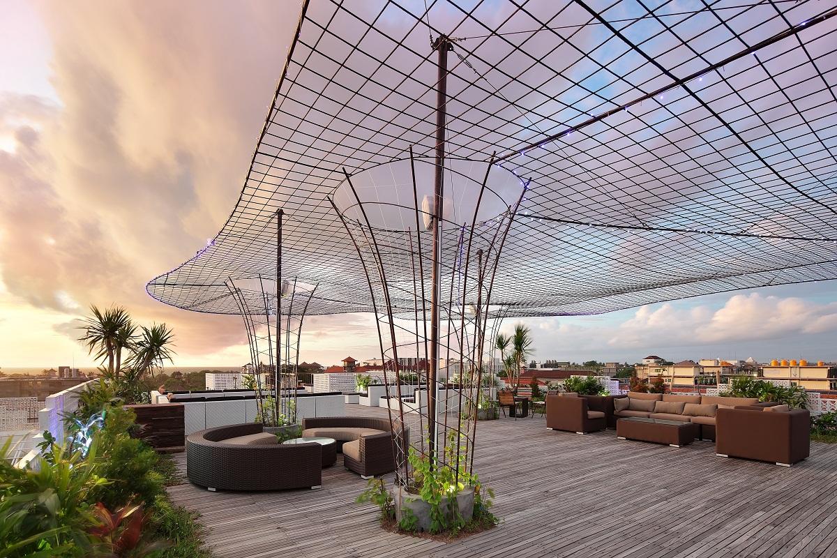 The Akmani Legian Hotel Exterior photo